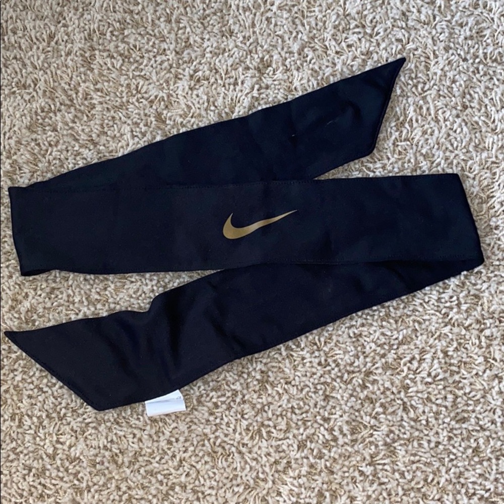 Black w/ Gold Nike Dri-Fit Head Tie 2.0